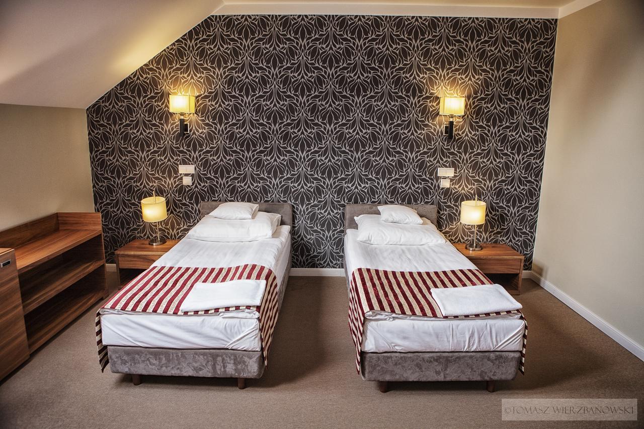 Hotel Lord Krosno Eksteriør bilde